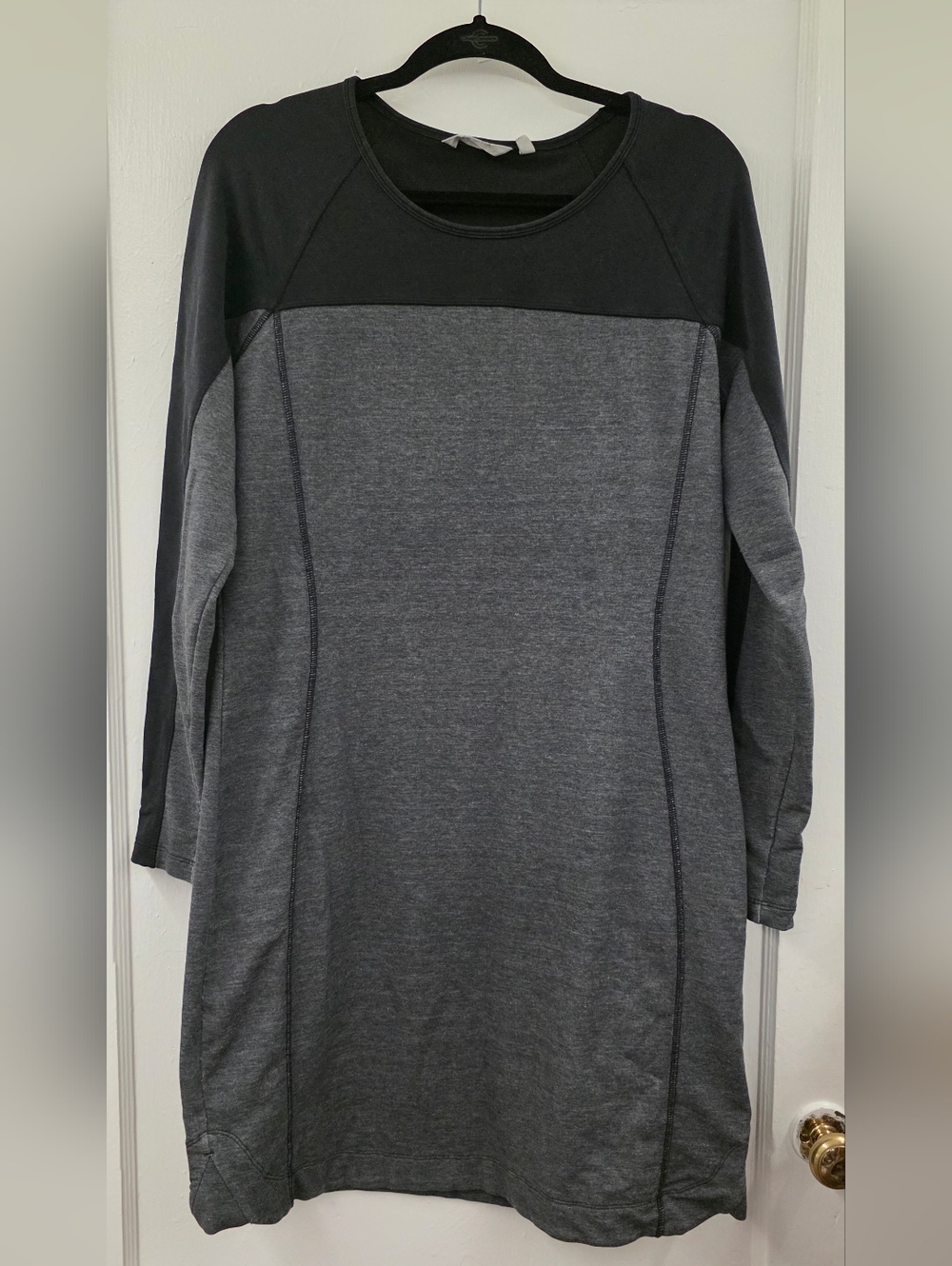 Athleta Gray Black Colorblock Athletic Dress Tunic Long Sleeve Size L